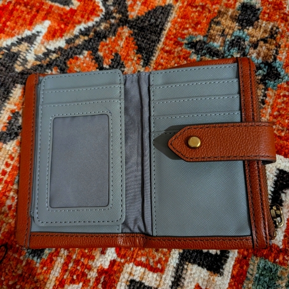 Fossil Lainie Multifunction Wallet - Picture 6 of 6